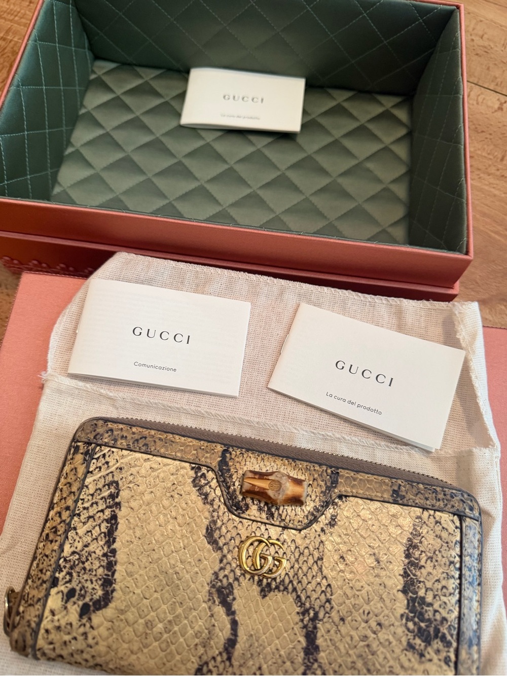 Gucci python wallet - Picture 1 of 5